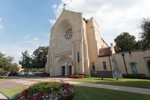 St-Thomas-Aquinas-Catholic-Church-Dallas
