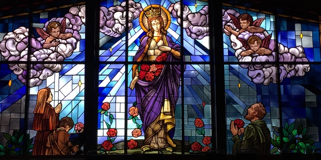 st-elizabeth-of-hungary-cc-stained-glass